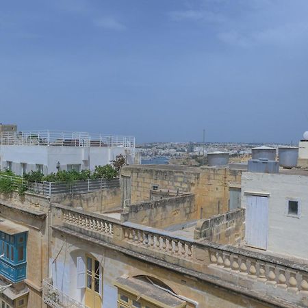 New 1 Bedroom Apartment In Valletta City Centre With Terrace And Views Luaran gambar