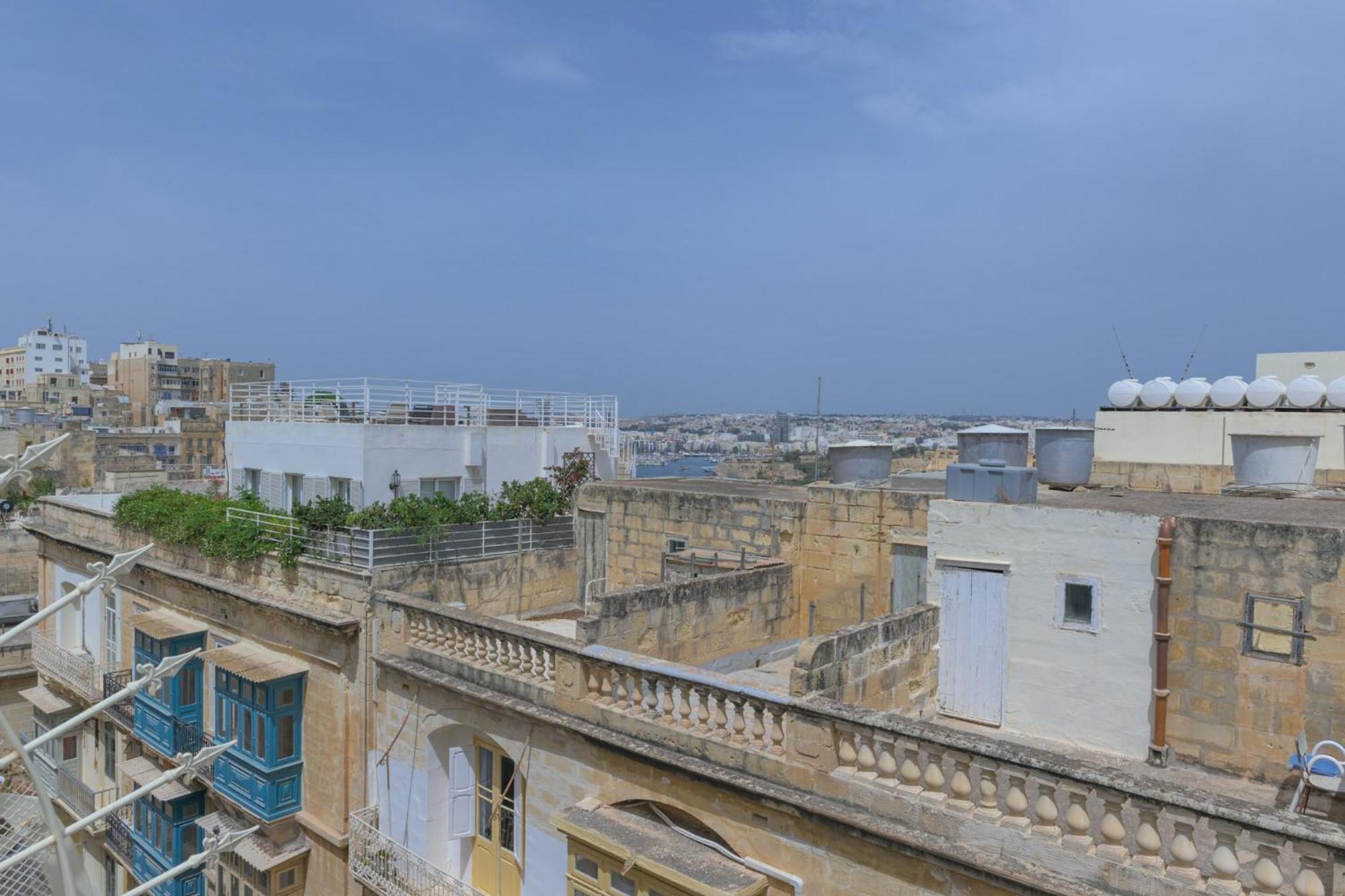 New 1 Bedroom Apartment In Valletta City Centre With Terrace And Views Luaran gambar