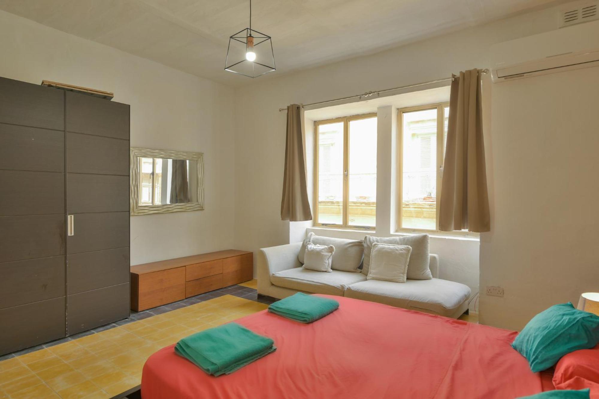 New 1 Bedroom Apartment In Valletta City Centre With Terrace And Views Luaran gambar